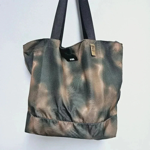 Victoria's Secret Pink large blotch watercolor toe bag NWT - Picture 10 of 12